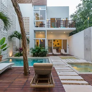 Casa Leonardo , Tulum México